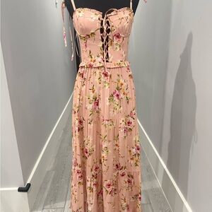 Yumi Kim Sandrine - Pink Floral Lace-Up Maxi Dress
